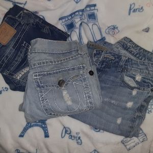 Bundle of womens jeans